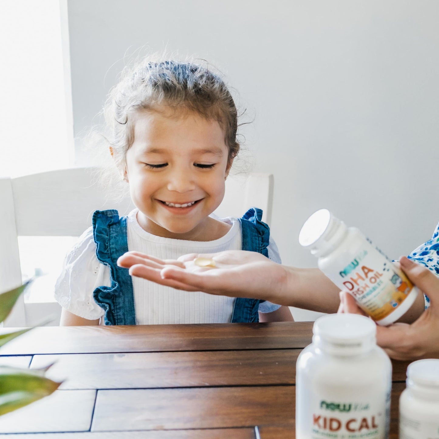 NOW Foods Supplements, DHA Kids 100 mg, Supports Brain Health*, Fruit Flavor, 60 Chewable Softgels, packaging may vary
